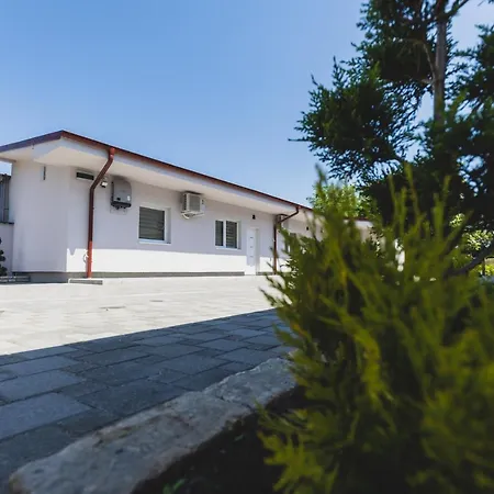 Alfa Apartmani Subotica Exterior photo